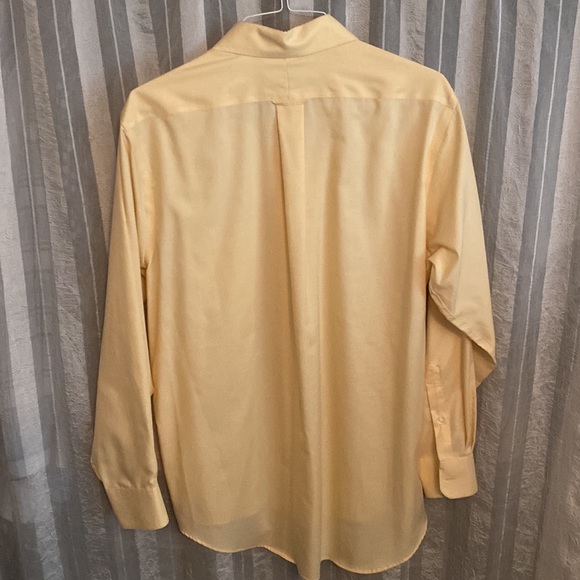 Eagle brand button up dress shirt non iron size 16.5 34/35 yellow color NWOT. - Picture 3 of 3